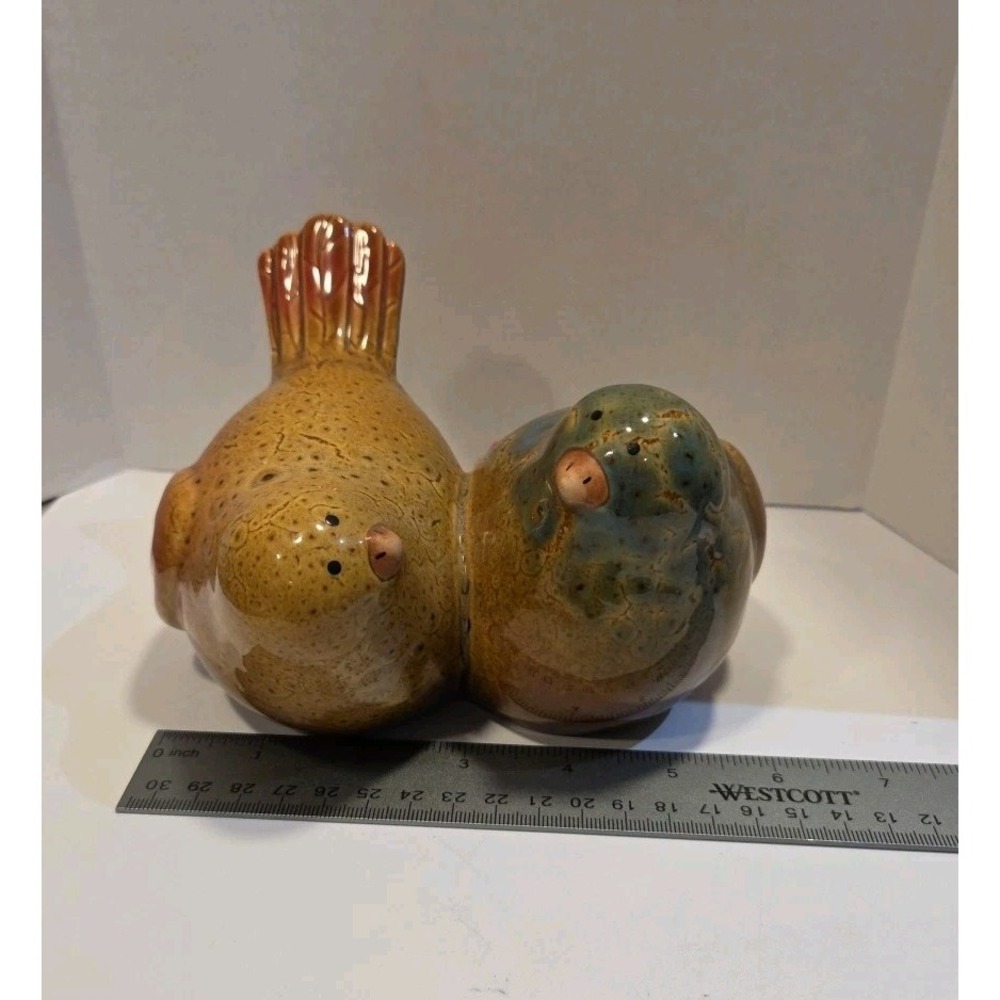 Ceramic Love Birds 3"inches high x 6"inches wide‎